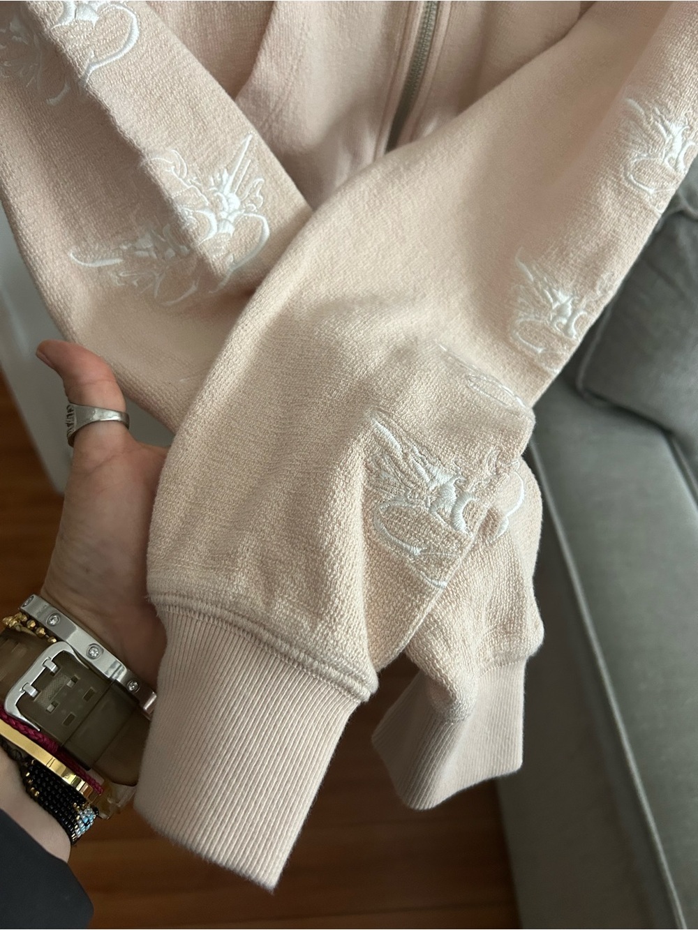 Boys Lie Word Tour Beige Cropped Hoddie XS - Picture 6 of 11